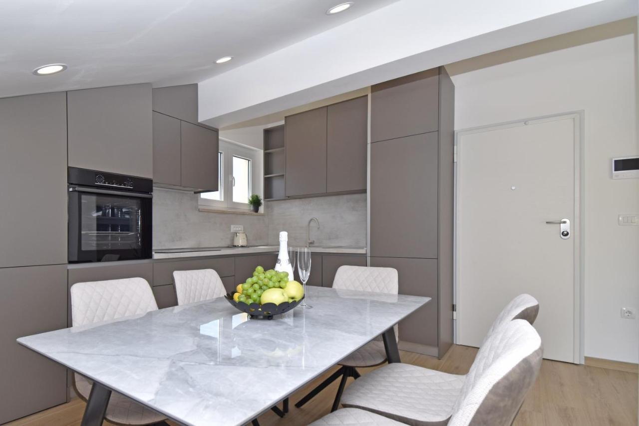 Luxury Apartments Luna Tučepi Εξωτερικό φωτογραφία